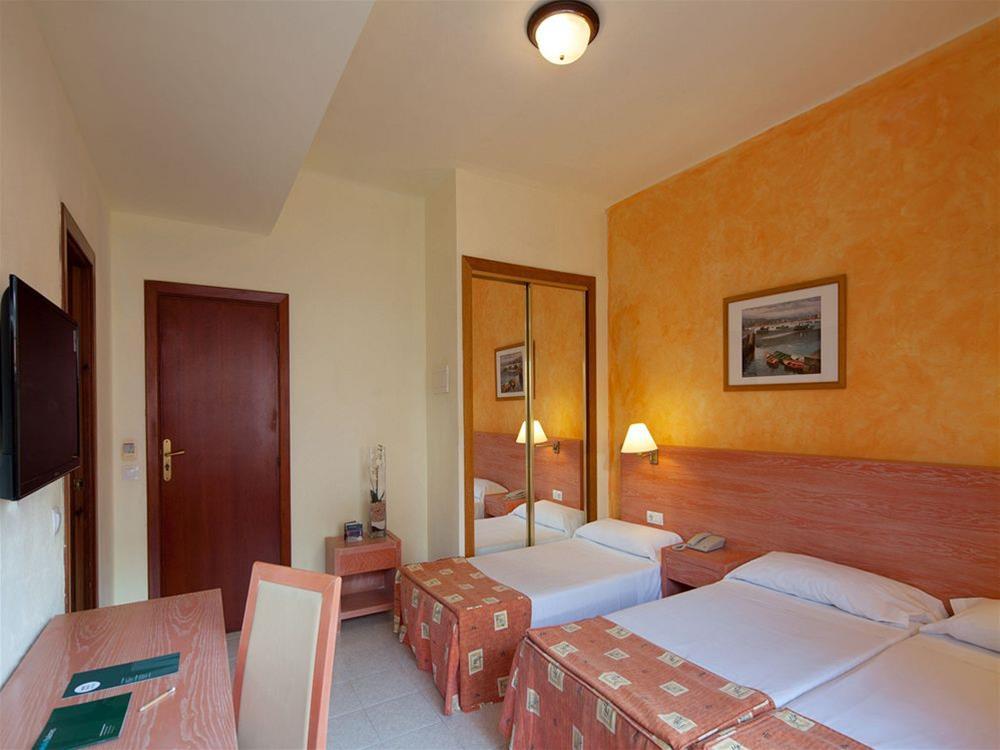 Hm Alma Beach - Adults Only Can Pastilla  Exterior photo