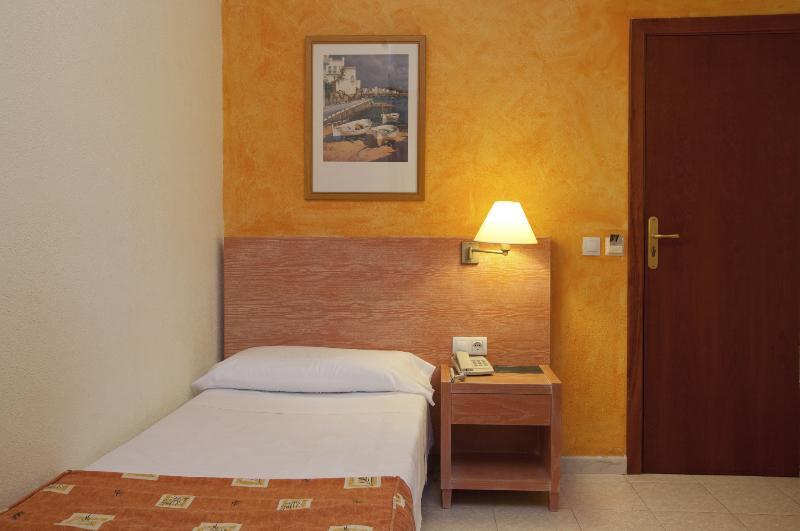 Hm Alma Beach - Adults Only Can Pastilla  Exterior photo